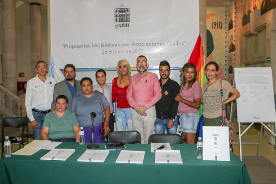 Presentan asociaciones civiles y Derechos Humanos paquete de propuestas al Congreso