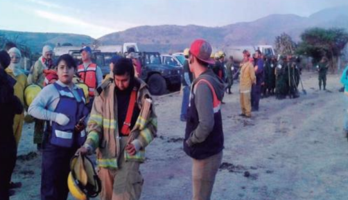 Coadyuva Jesús María en controlar incendio en el Cerro del Muerto