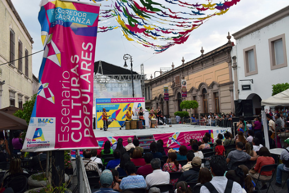Programa cultural para hoy viernes en la Feria