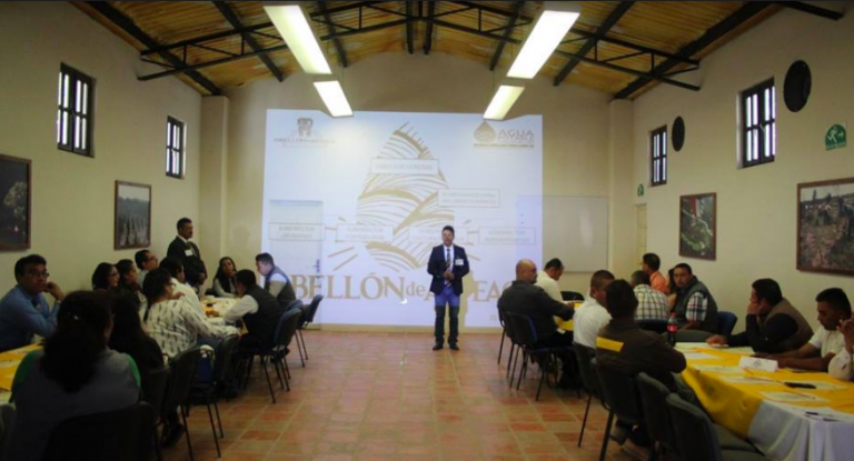 Operadores de agua potable de Pabellón se integran en una Organización Estatal