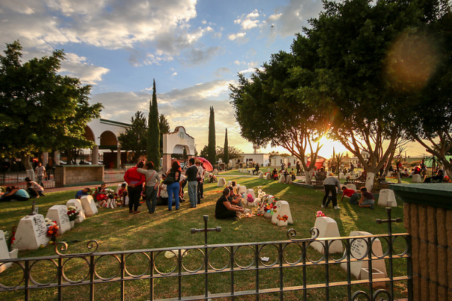 Alistan operativo en panteones con motivo del Día de las Madres