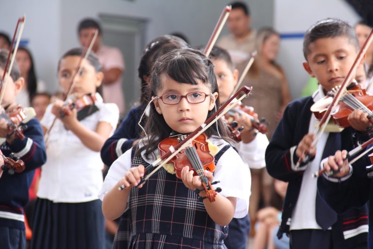 Convocan a participar al tercer certamen al Talento y a la Innovación Institucional