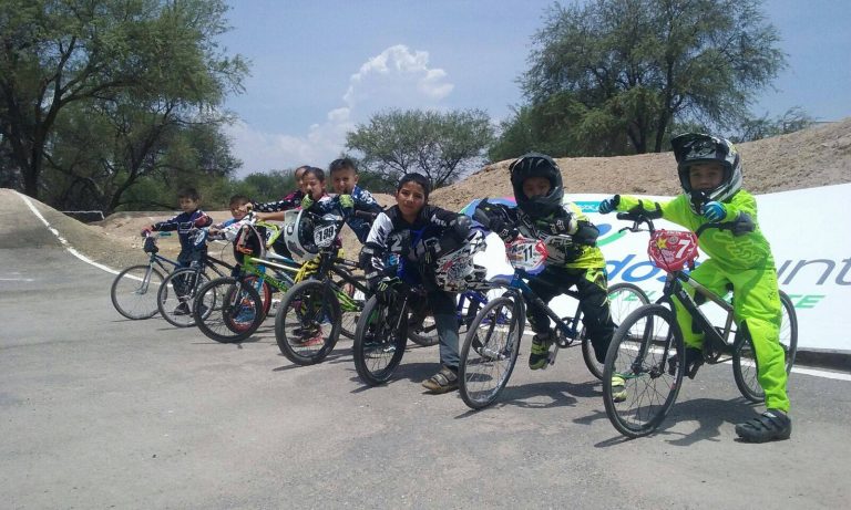 Segunda práctica municipal Inter Clubes de BMX