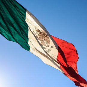 25291963061_6c0022fbdf_z