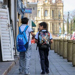 31881121043_9a216c1671_z