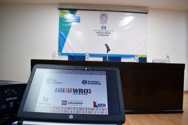 Más de 200 estudiantes participaron en World Robot Olympiad