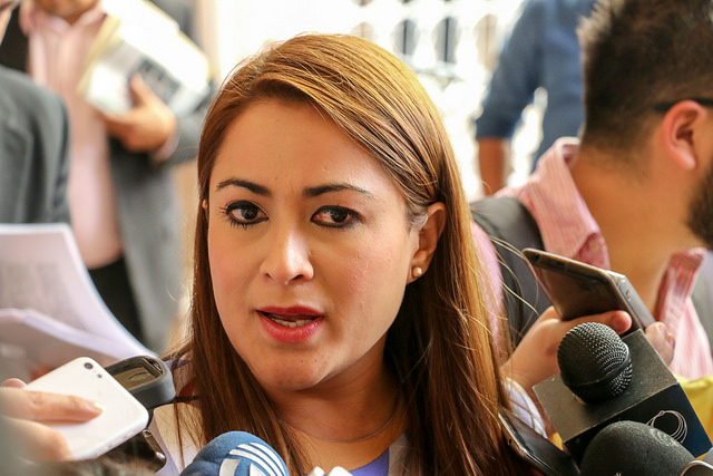 Alcaldesa acatará lo que dictamine el Congreso sobre la legítima defensa propia