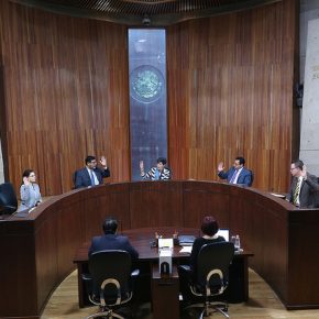 33754674643_344f6f3198_z