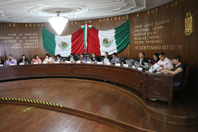 Aprueba Cabildo grupo que analice la ampliación o conclusión del título de concesión