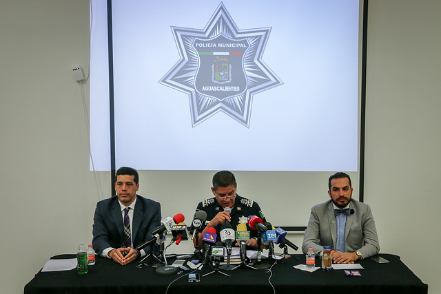 Respalda Benítez López carteles de vecinos contra delincuentes