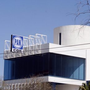 5466302904_f3c2240516_z