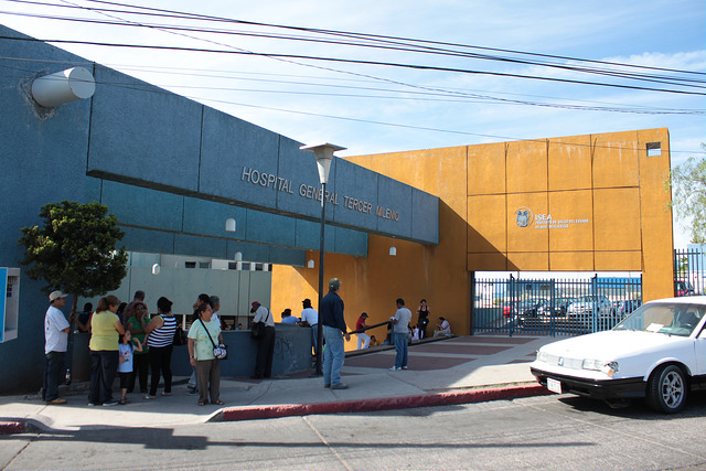 Asume Sergio Velázquez García la Secretaría de Salud del Estado