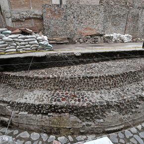 Anuncio_hallazgo_Templo_Ehecatl-Quetzalcoatl_ALR_2444b