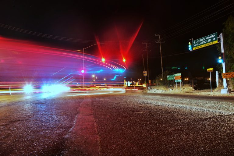 Instalan semáforo en bulevar El Chichimeco, en Jesús María