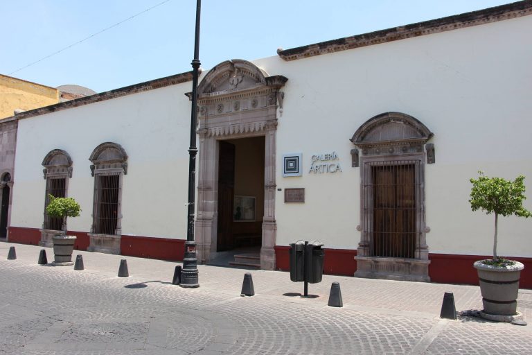 Convocan a enviar propuestas de intervención para la fachada del Centro de Artes Visuales