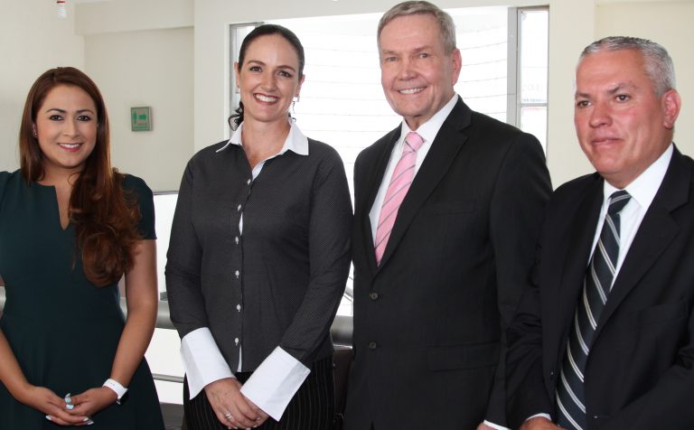 Participa municipio en la entrega de acreditación forense