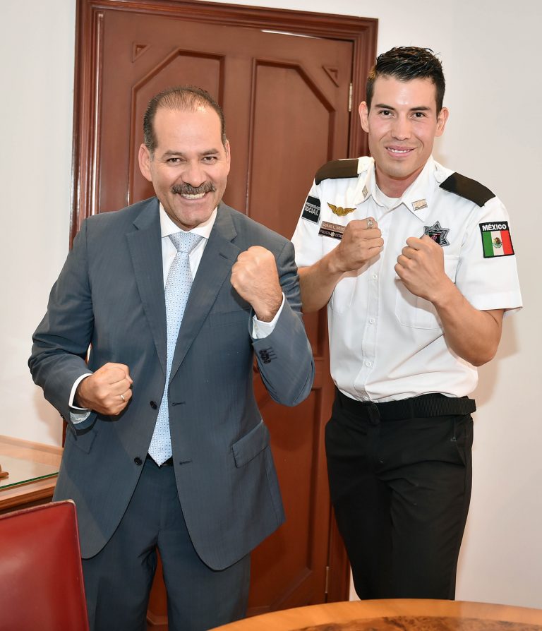 Peleará el boxeador aguascalentense César El Príncipe Ugarte en Montreal