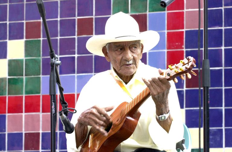 Falleció Elías Meléndez, pilar del son jarocho del Sotavento