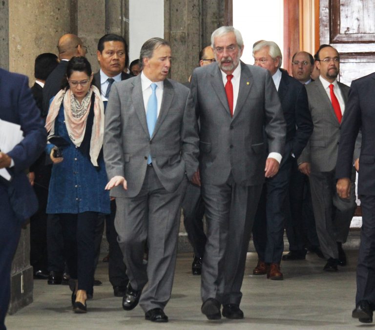 Indignante e inadmisible corrupción de gobernadores: Graue