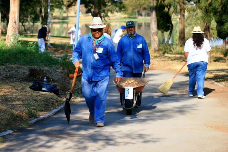 Llevan a cabo jornada de limpieza en el parque El Cedazo