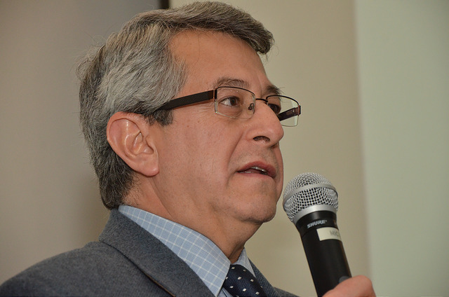 La clave de la democracia reside en adueñarse del espacio público: Mauricio Merino