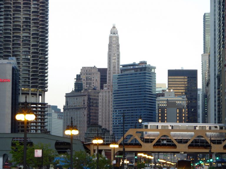 UAA trabaja con universidades extranjeras para darle voz a migrantes mexicanos en Chicago