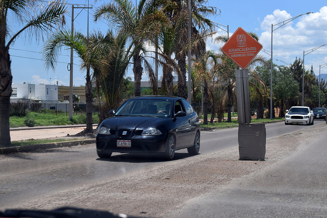 Cierran circulación de calzada sur de Siglo XXI por construcción de Distribuidor Vial