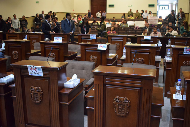 Rebambaramba en la última sesión ordinaria del Congreso