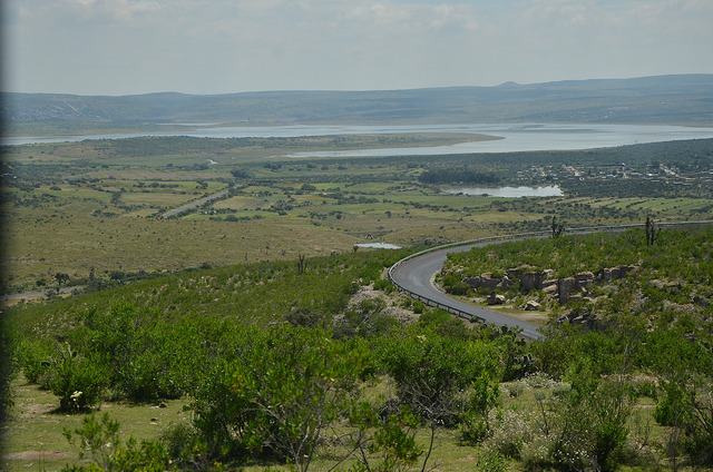 Construirán carretera cerca de área natural protegida de la Sierra Fría
