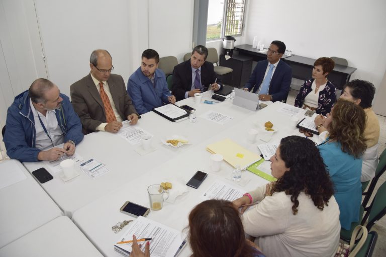 Renuevan acreditaciones a asociaciones de beneficencia privada