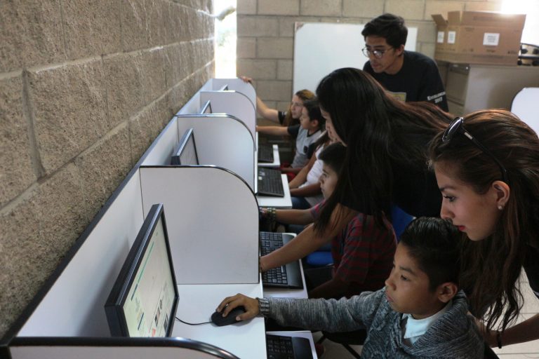 Proyectan apertura de Centros Crecer en San José de Gracia, Asientos y El Llano