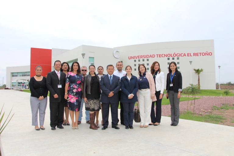 Universidad Tecnológica del Puebla visita instalaciones de Universidad del Retoño