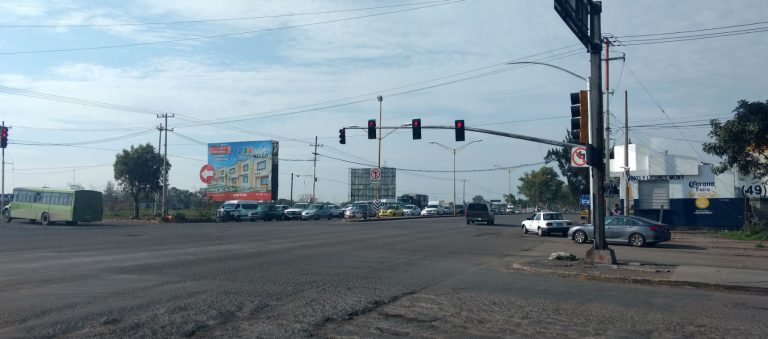 Buscan plan de rutas alternas por construcción del Distribuidor Vial