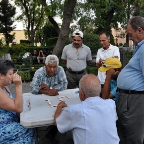 10367311615_72ff553d81_z