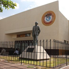 14909785132_27487ca45f_z