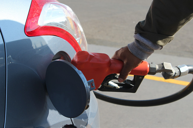 70 mil empresas fantasmas emiten facturas falsas para la compra y venta de gasolina robada