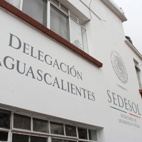 16249877540_e9f957e957_z