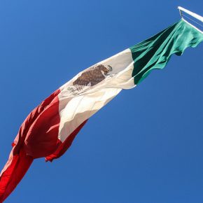 25214682906_8ac8fed18d_z