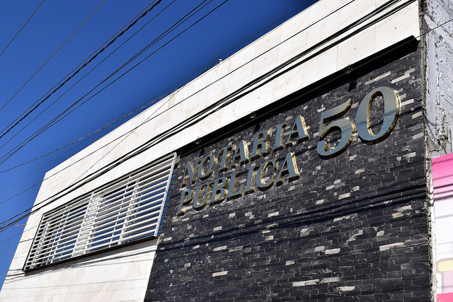 54 notarías para 1.3 millones de habitantes en la entidad rebasa el número requerido