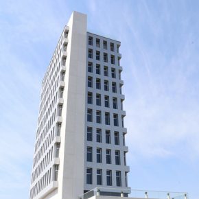 32292877275_b7801cfab7_z