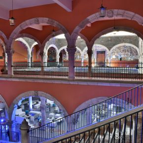 32669841993_935a581e3c_z