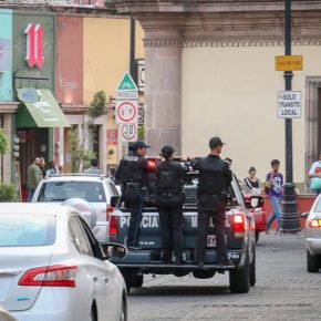 33772939731_b132cb1547_z