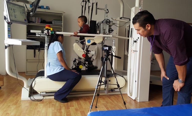 Desarrollan sistema de realidad virtual para la rehabilitación de infantes con parálisis cerebral