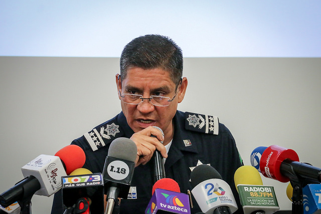 Pide Cimientos del Magisterio destituyan a Héctor Benítez