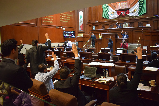 Presume actividad legislativa el Congreso