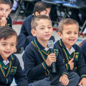 35913903773_6a2650b18a_z