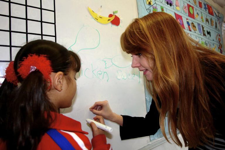 Activan programa de bilingüismo en preescolar