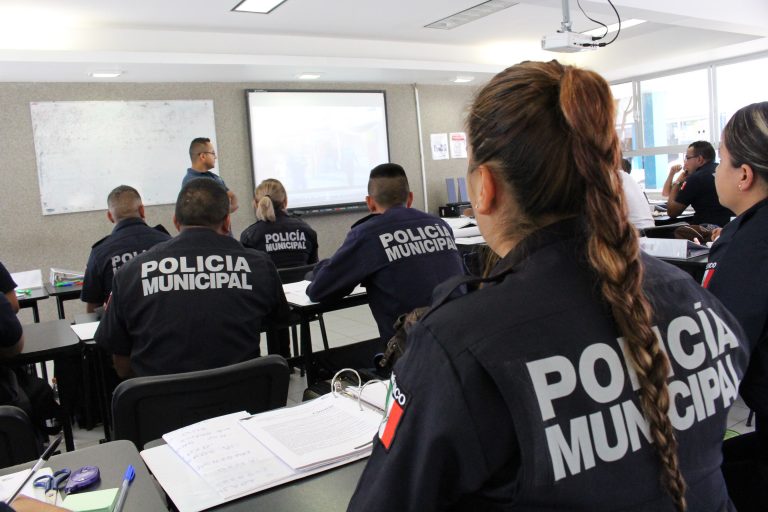 Elementos de seguridad municipal completan curso de Formación Inicial
