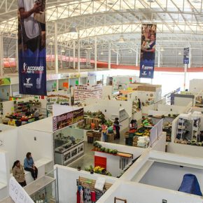 21356048923_22a5a74af9_z