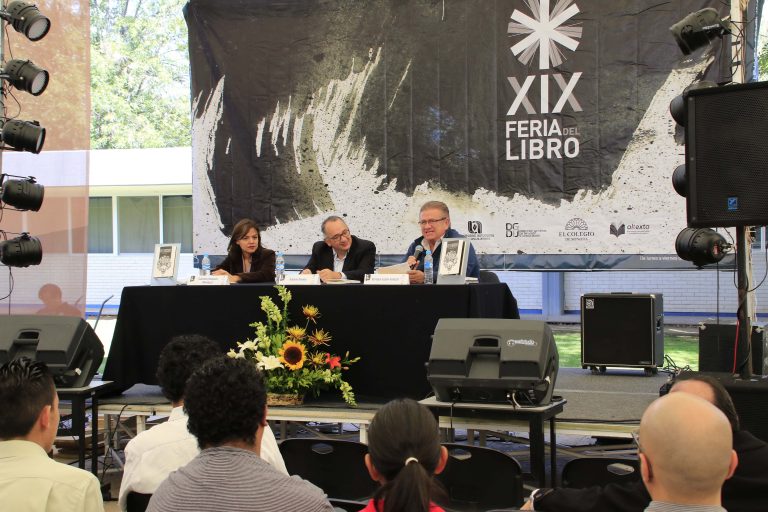 Continúan las actividades de la XIX feria del libro de la UAA